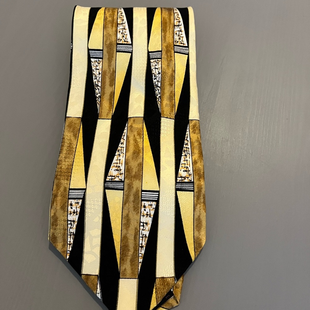 Abstract Patterned Tie in Gold, Black, and Cream